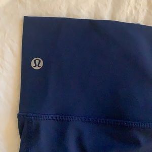 Wunder Under High-Rise Tight 21” Size 6, True Navy